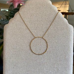 Stella & Dot Essential Hammered Necklace Gold